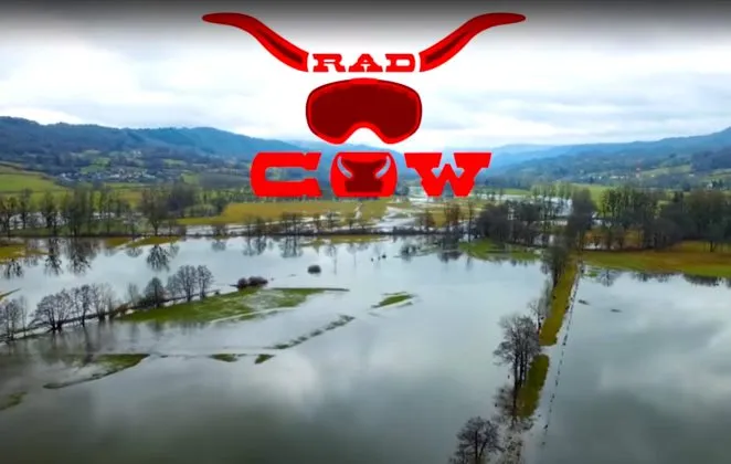 Les Mad Cow font du ski nautique à Boudieu (cliquer pour ouvrir YouTube)
