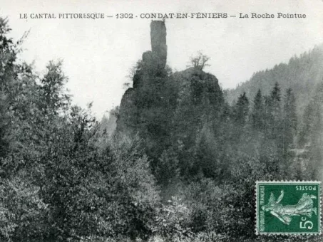 Carte postale ancienne montrant la Roche Pointue (Archives départementales 15)