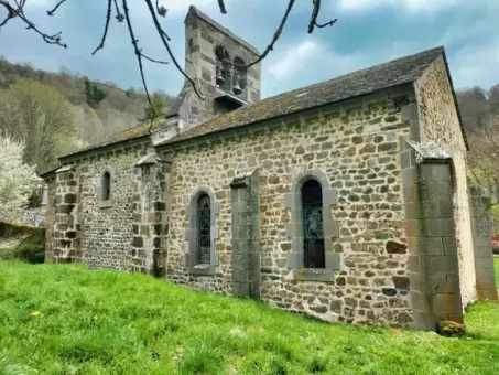 Face ouest de l'église de St-Mary-le-Cros
