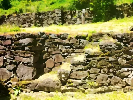 Le sentier empruntes des escaliers rentrants